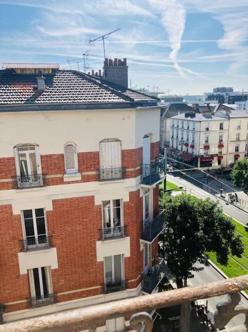 The Artist'S Apartment Near The Metro Saint-Denis  Exterior photo